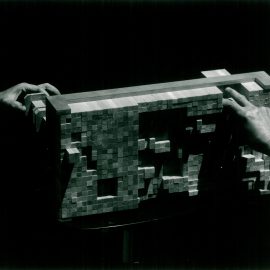 אל מנספלד, מיכאל מנספלד, חיים קהת, יהודית מנספלד, דגם ניסוי בשיטת "לודה" לבנייה מודולרית, 1974, מוזיאון ישראל