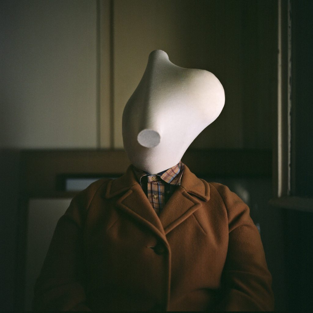 נועה יפה, "איש עם מעיל", צילום, 2009